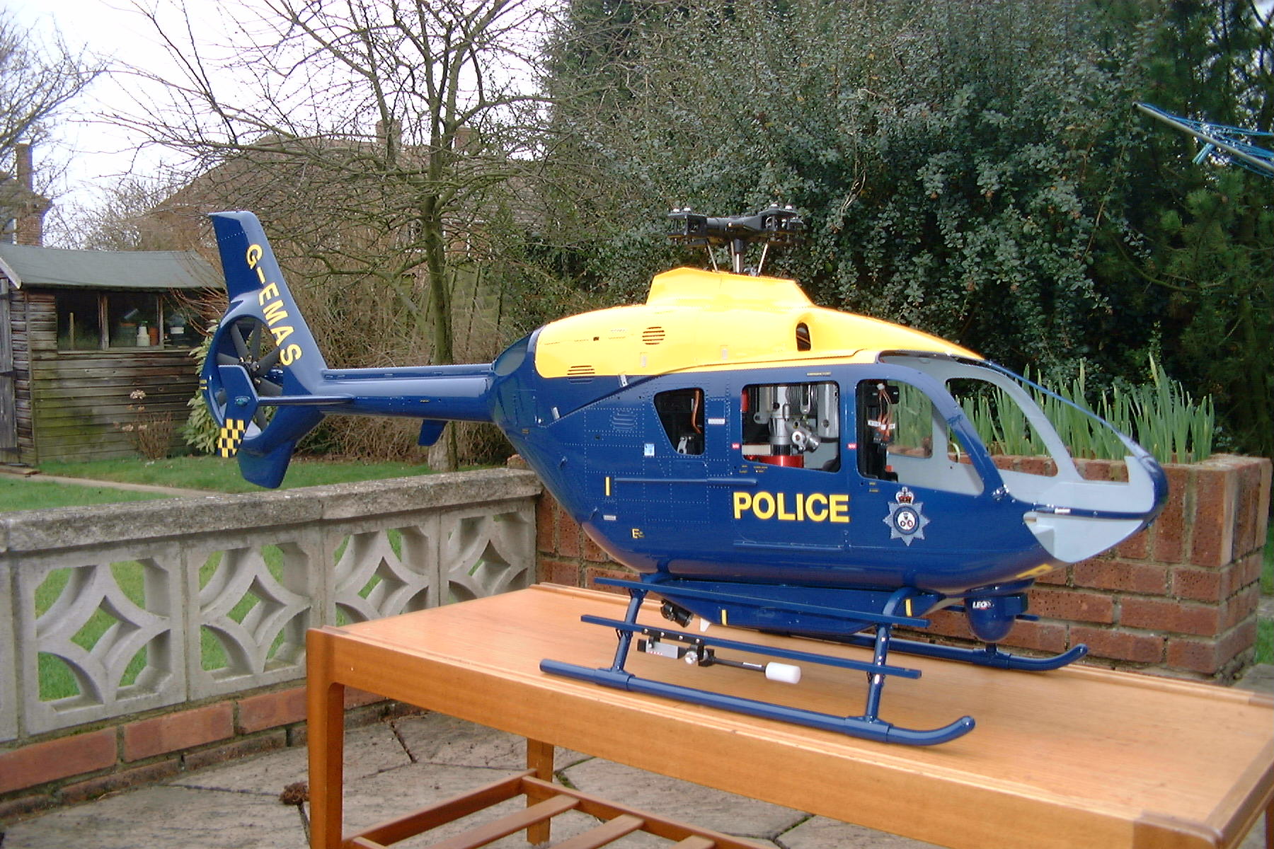 DSCF0773 EC135 on table